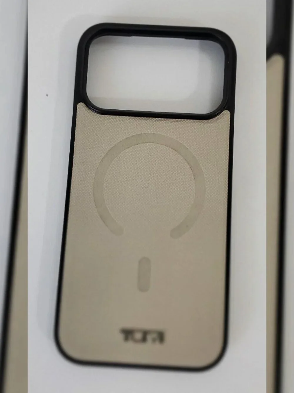 2026 TUMI MADE FOR iPHONE 17 PRO MAX MESH CASE COMPATIBLE MAG SAFE SYSTEM
